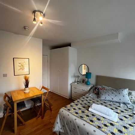 Flat In London Lejlighed Eksteriør billede